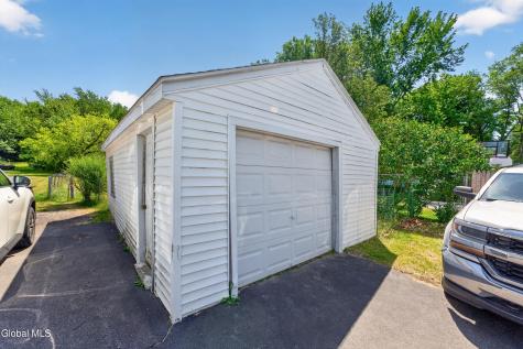 223 Vly Road Schenectady NY 12309