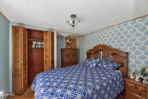 223 Vly Road Schenectady NY 12309