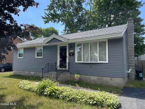 1684 Roma Schenectady NY 12306