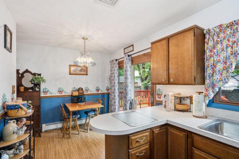 1684 Roma Schenectady NY 12306