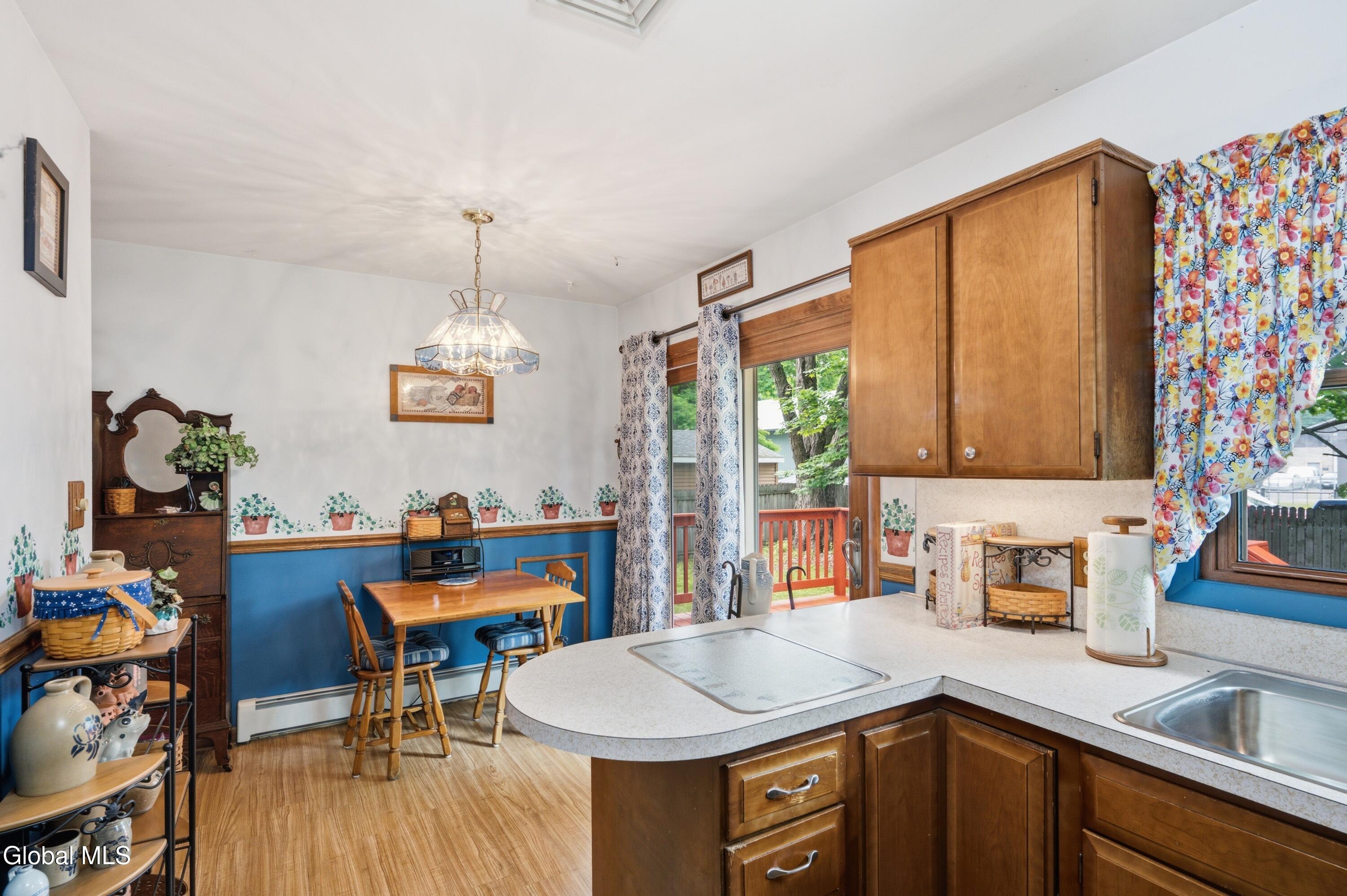 1684 Roma Schenectady NY 12306