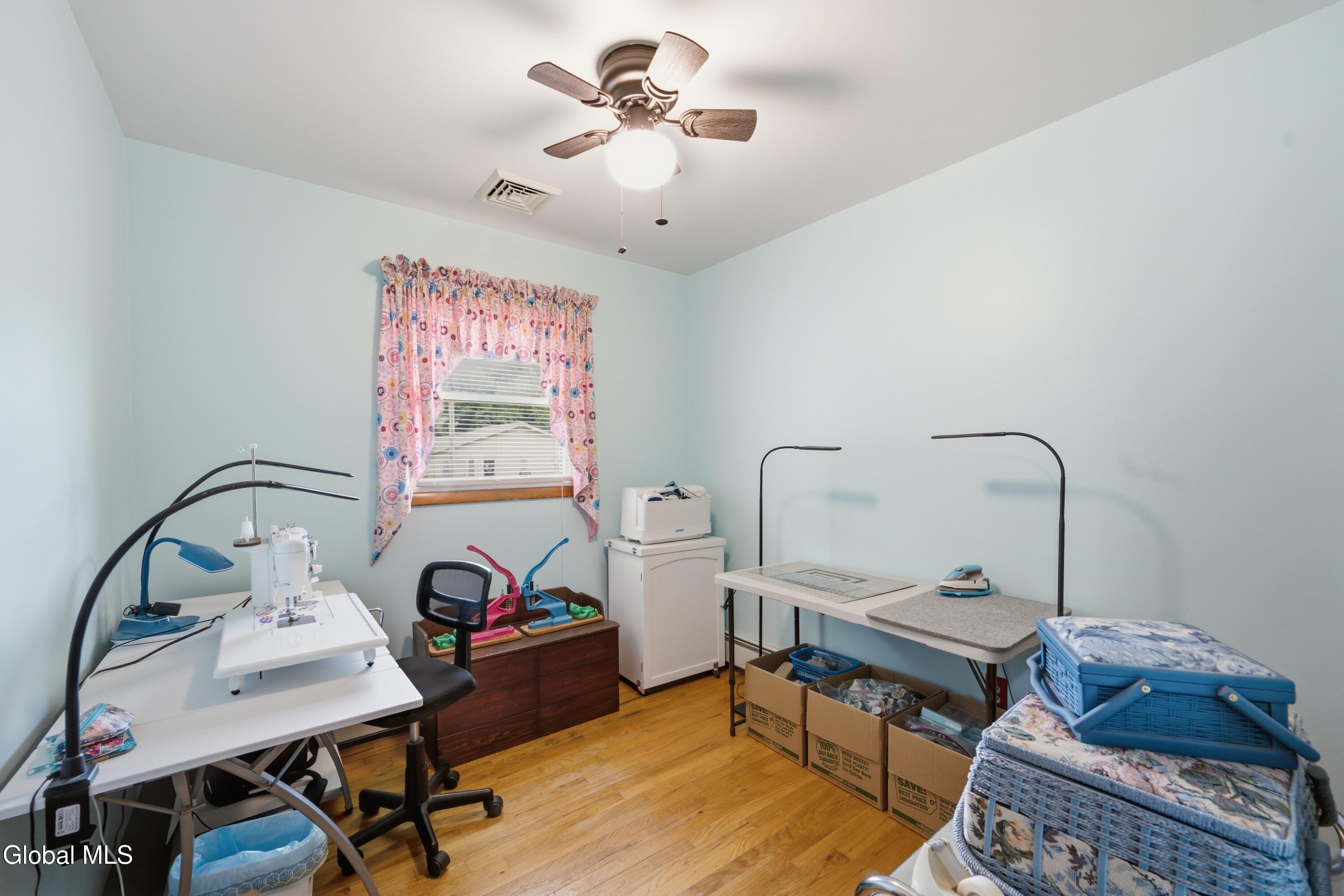 1684 Roma Schenectady NY 12306