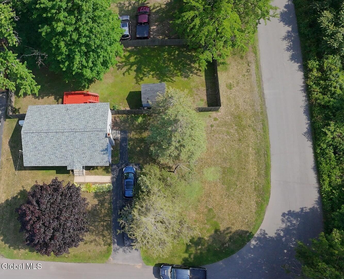 1684 Roma Schenectady NY 12306