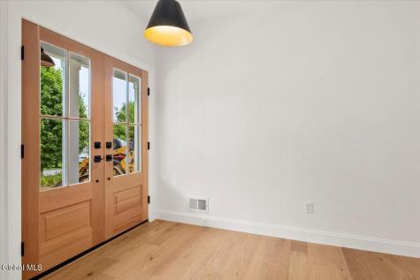 3 Lookout Circle Gansevoort NY 12831