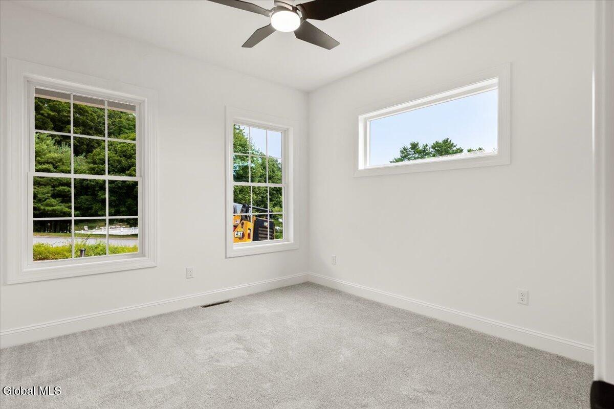3 Lookout Circle Gansevoort NY 12831