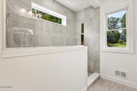 3 Lookout Circle Gansevoort NY 12831