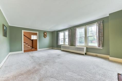 41 E 8th Avenue Gloversville NY 12078