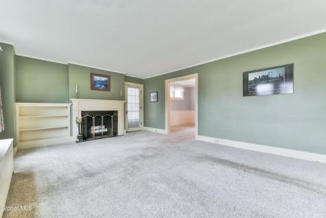41 E 8th Avenue Gloversville NY 12078