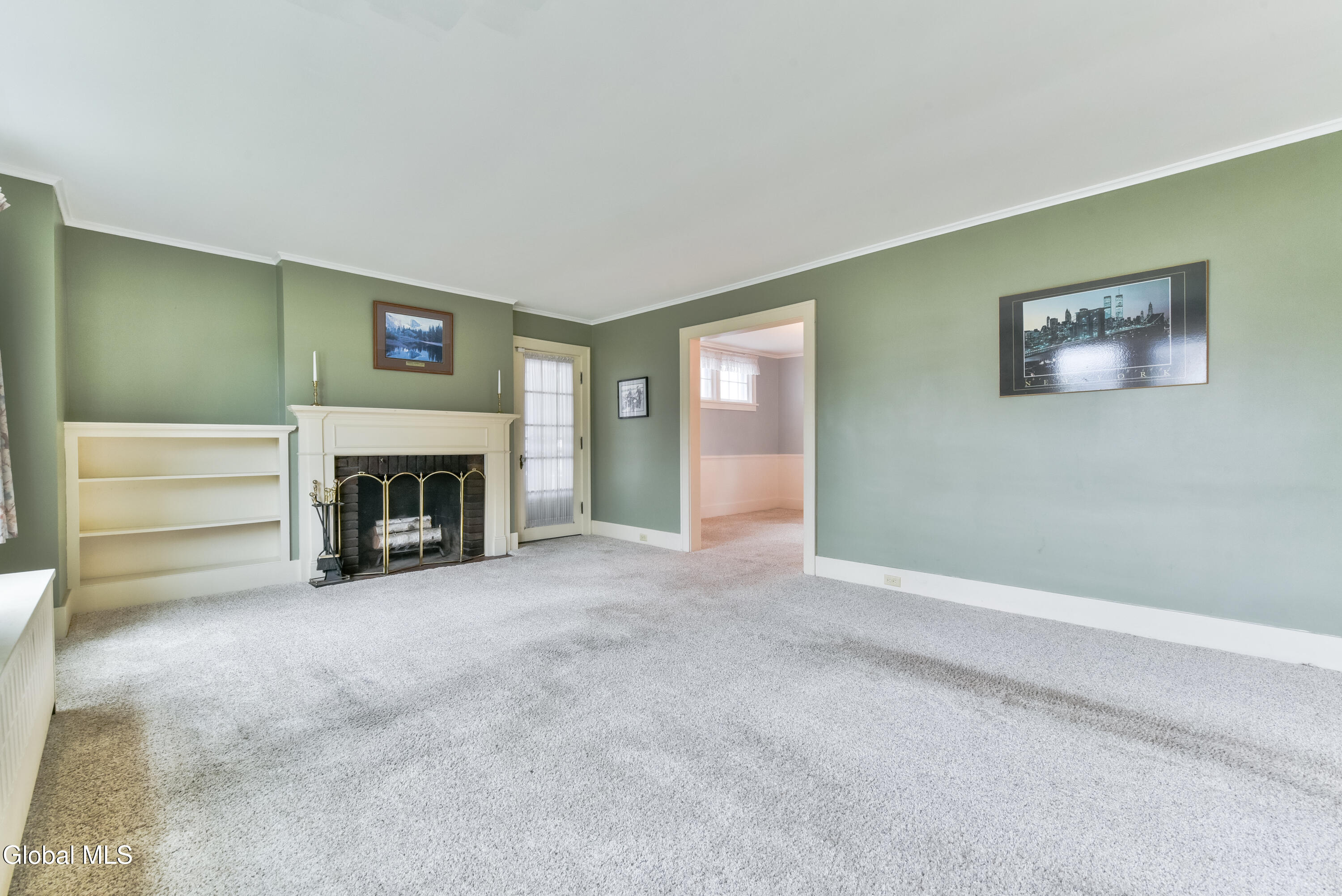 41 E 8th Avenue Gloversville NY 12078