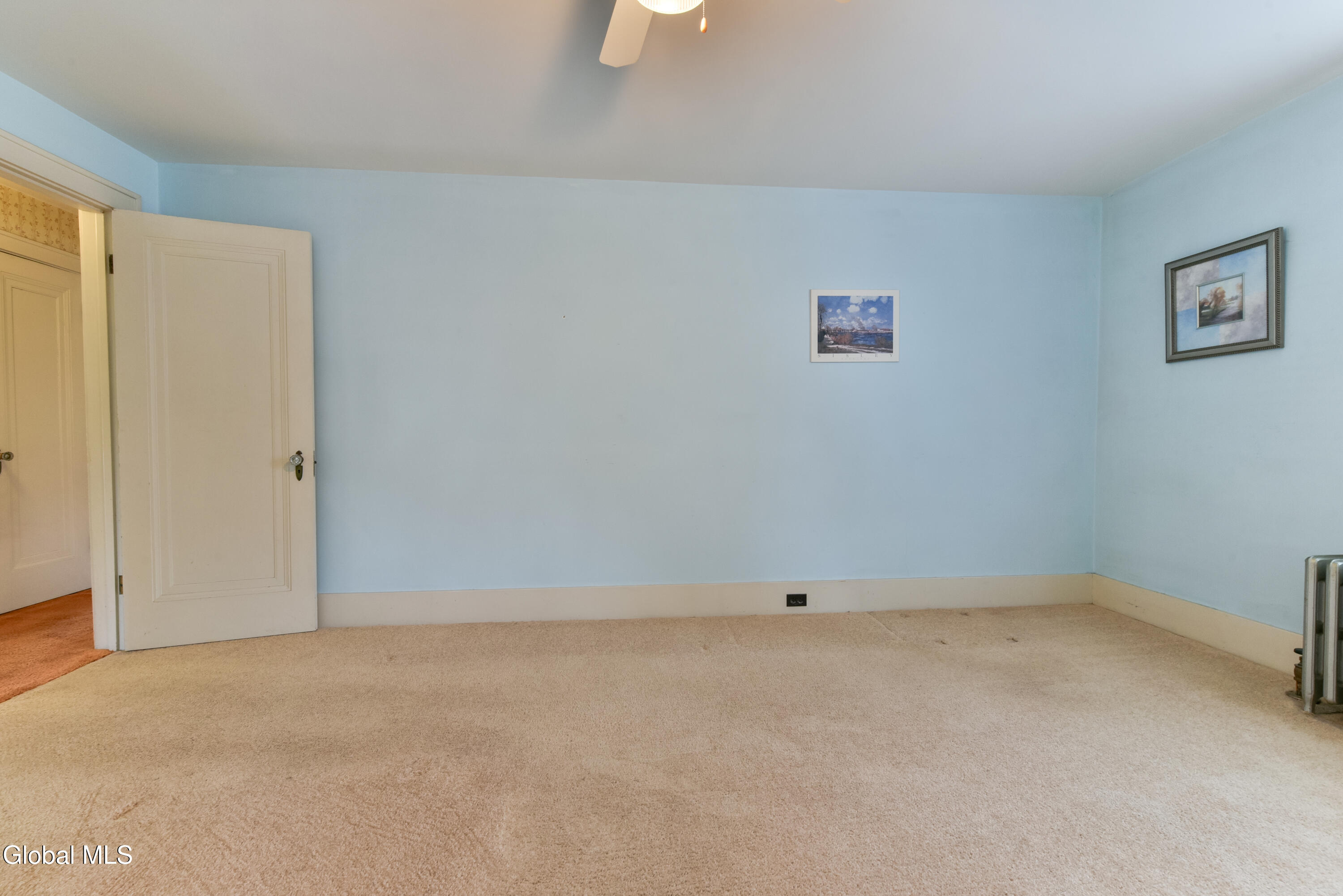 41 E 8th Avenue Gloversville NY 12078