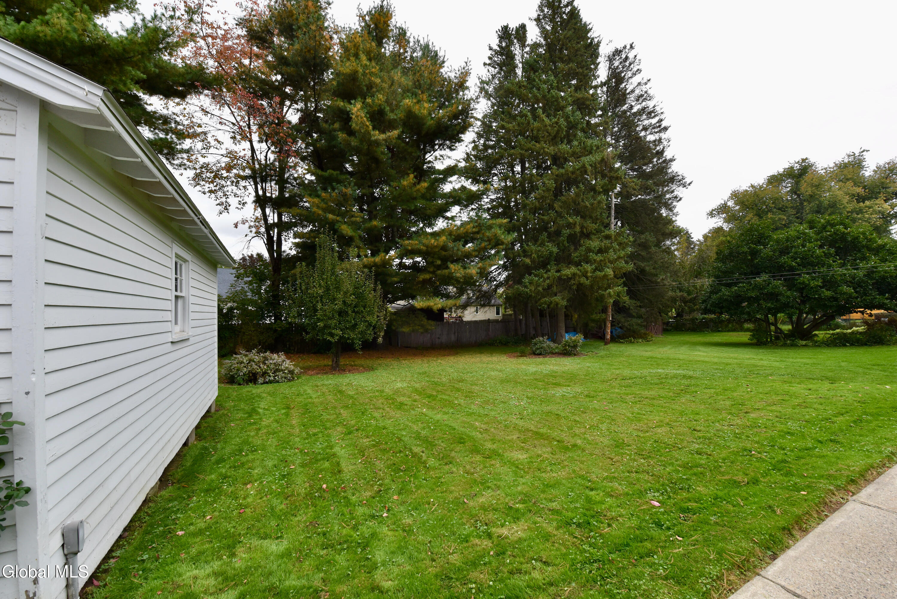 41 E 8th Avenue Gloversville NY 12078