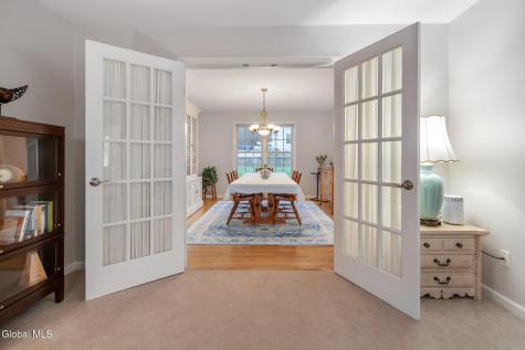 632 Maple Lane Schenectady NY 12309