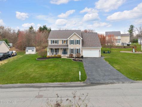 632 Maple Lane Schenectady NY 12309