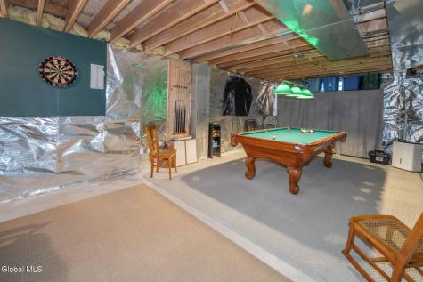 632 Maple Lane Schenectady NY 12309