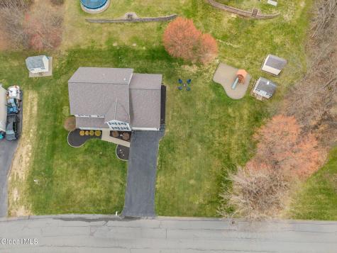 632 Maple Lane Schenectady NY 12309