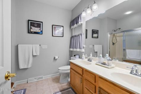5 Brighton Drive Clifton Park NY 12065