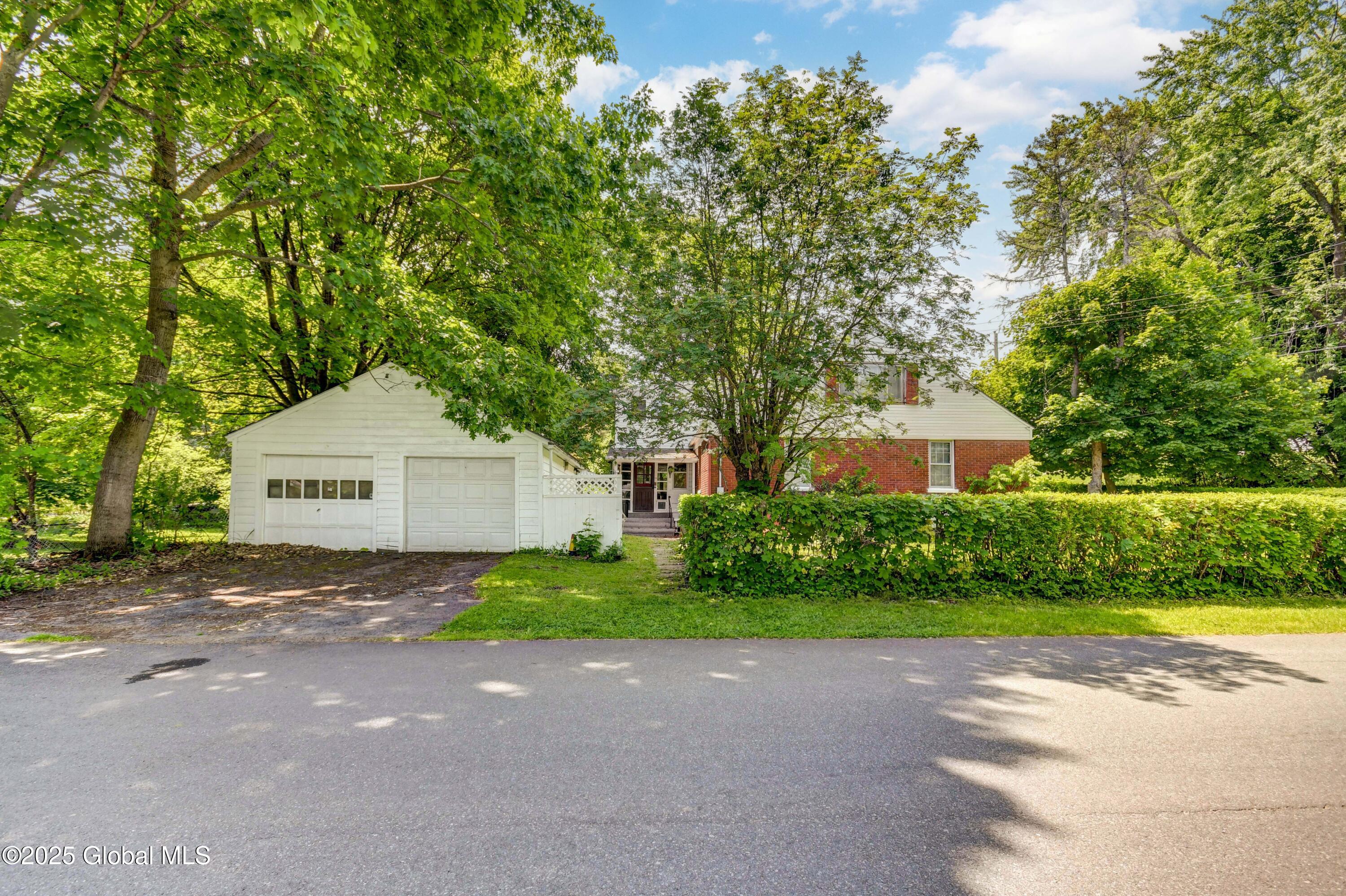 55 Crescent Avenue Amsterdam NY 12010