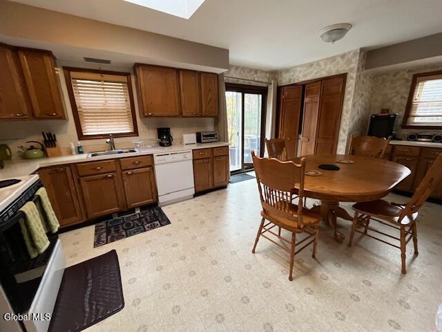 40 Lawrence Road Hunter NY 12444