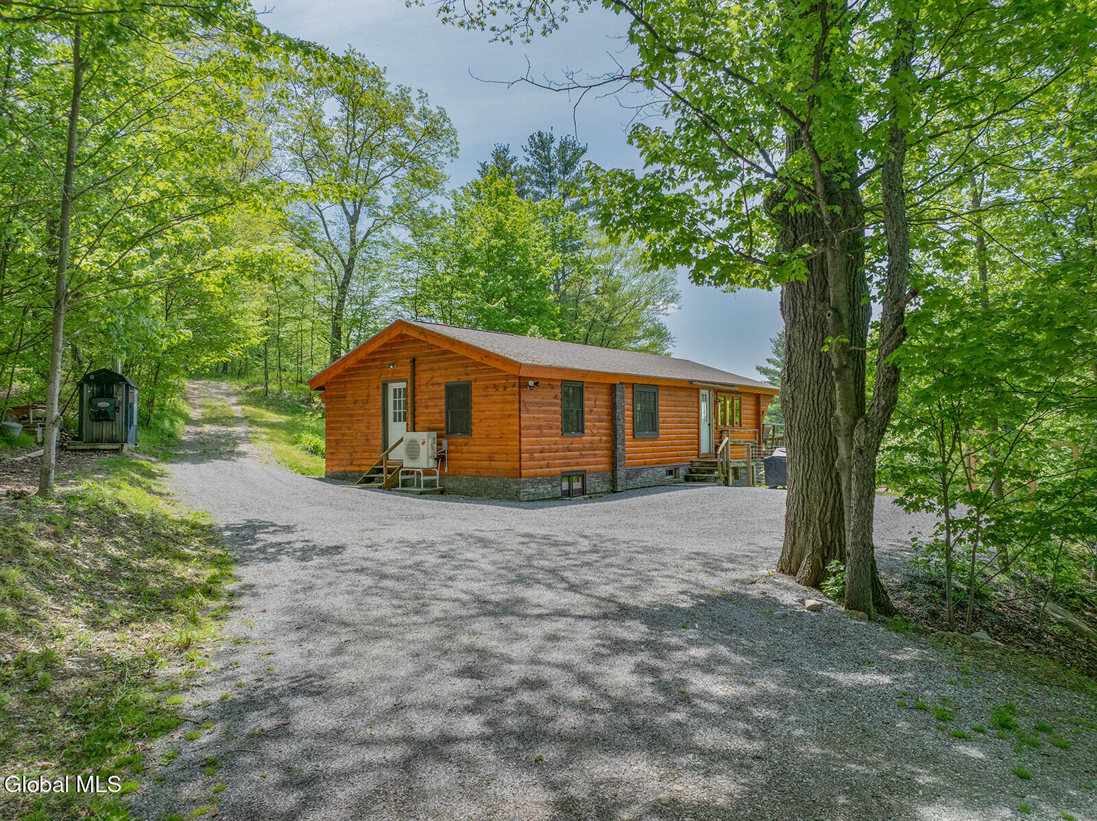 130 Mcmillan Road Cambridge NY 12816