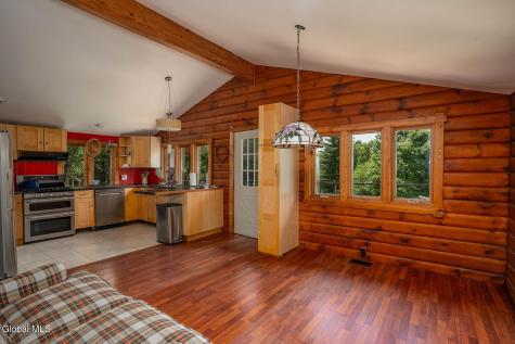 130 Mcmillan Road Cambridge NY 12816