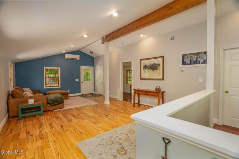 130 Mcmillan Road Cambridge NY 12816
