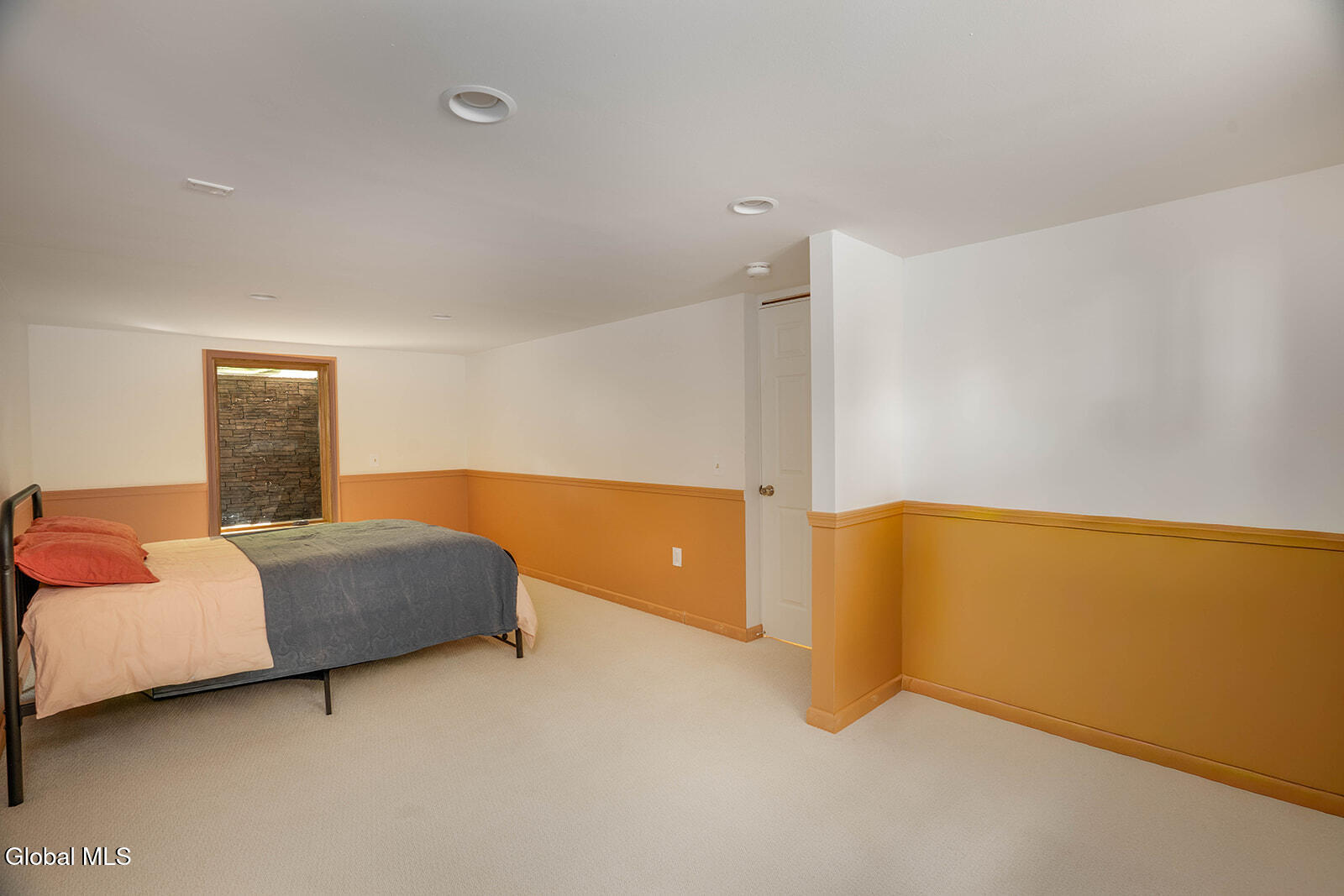 130 Mcmillan Road Cambridge NY 12816
