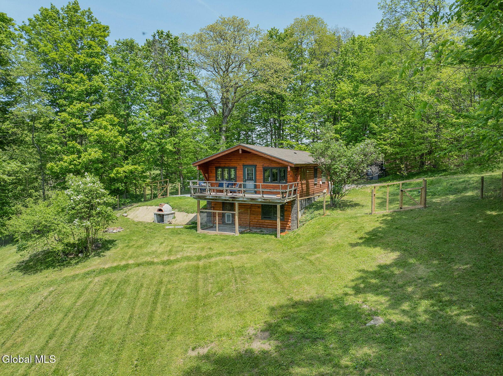 130 Mcmillan Road Cambridge NY 12816