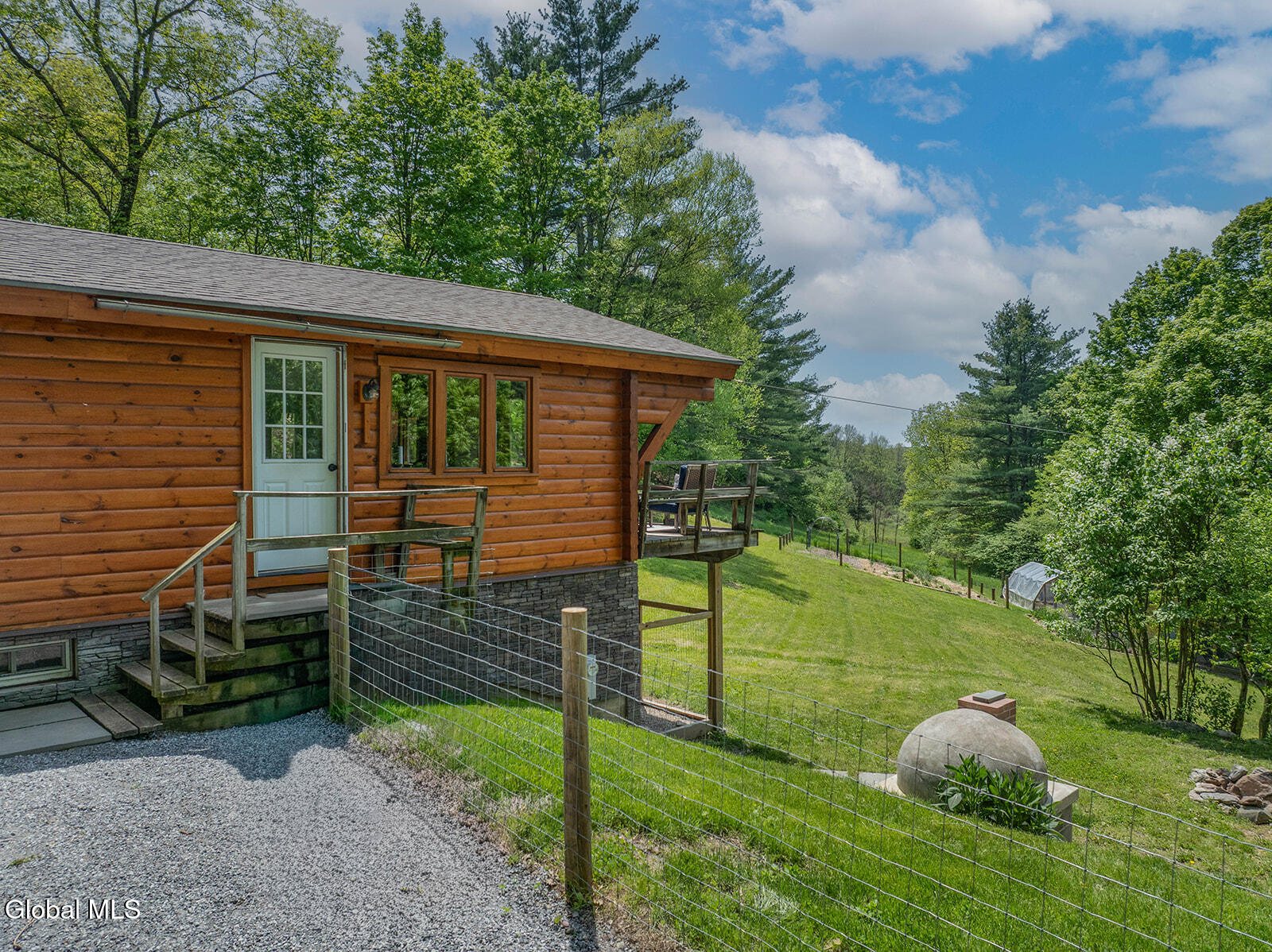 130 Mcmillan Road Cambridge NY 12816