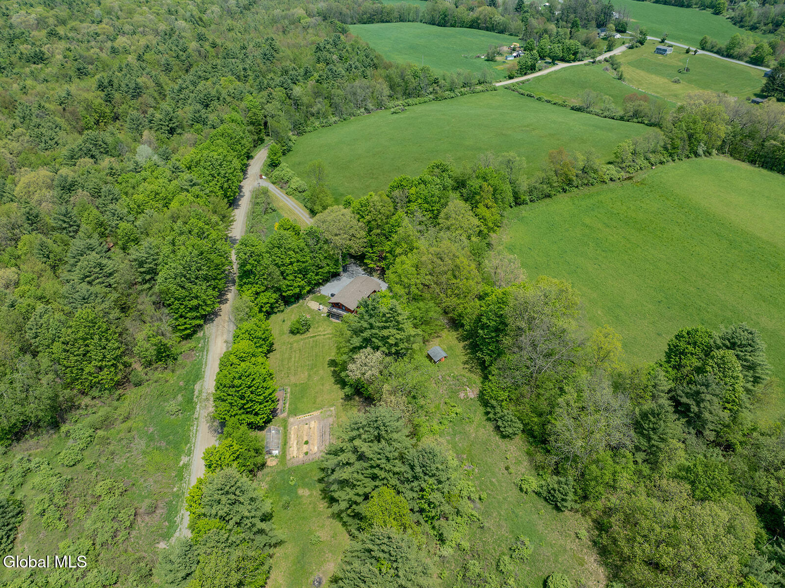 130 Mcmillan Road Cambridge NY 12816