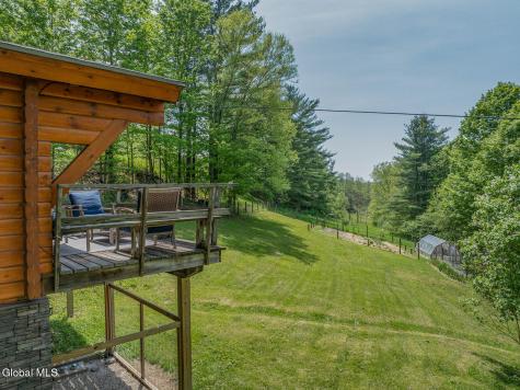 130 Mcmillan Road Cambridge NY 12816