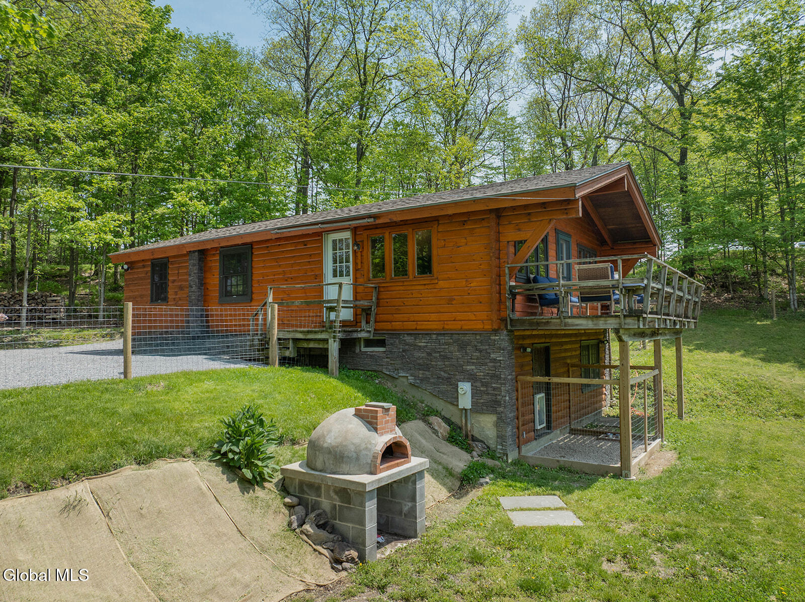 130 Mcmillan Road Cambridge NY 12816