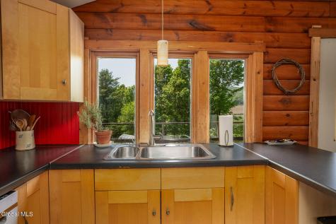 130 Mcmillan Road Cambridge NY 12816