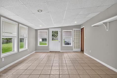19 Stephen Road Schenectady NY 12302
