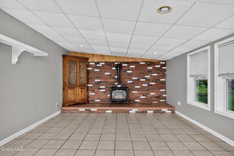 19 Stephen Road Schenectady NY 12302