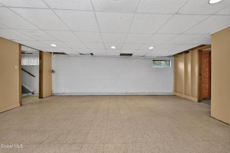 19 Stephen Road Schenectady NY 12302