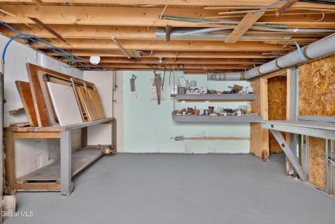 19 Stephen Road Schenectady NY 12302