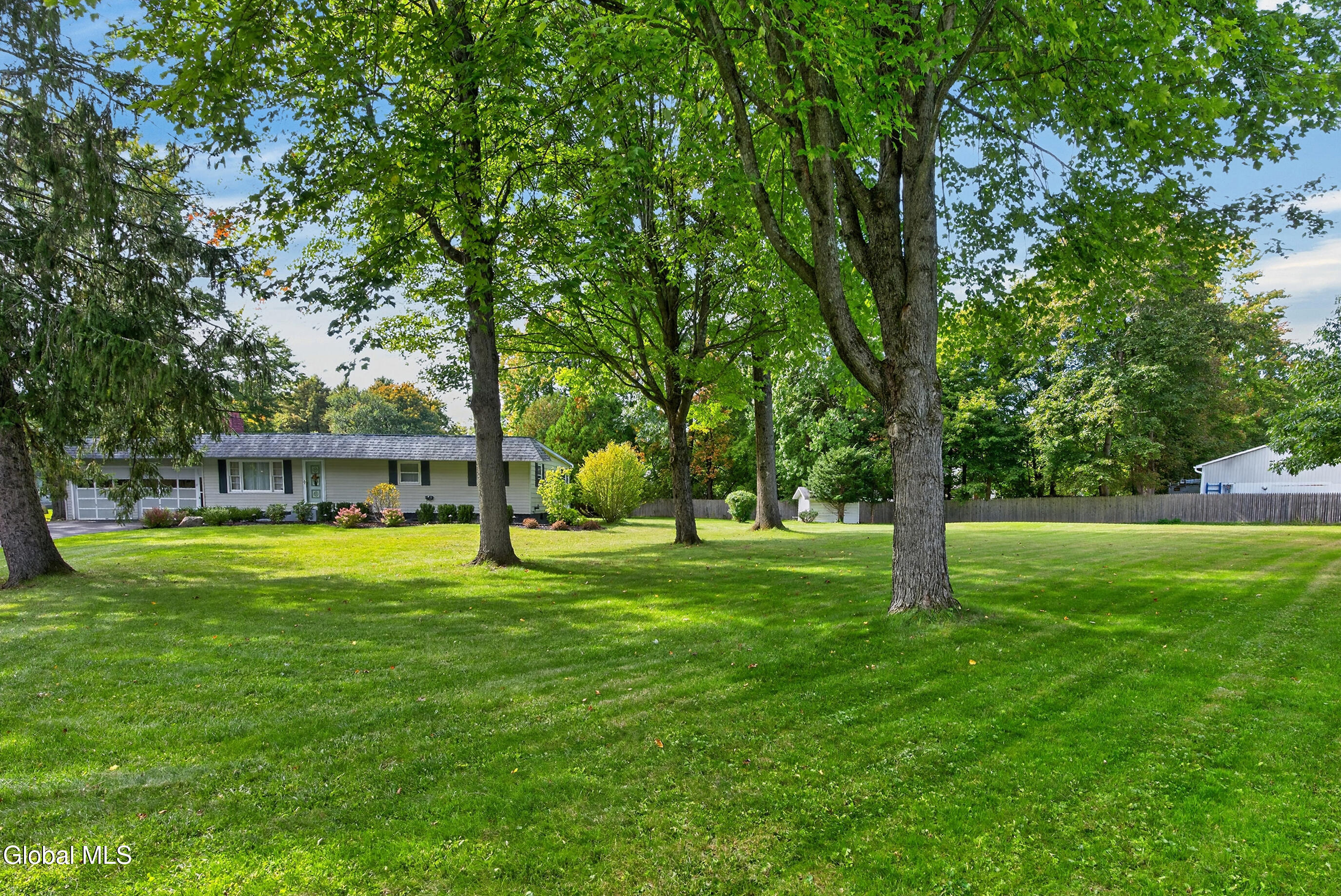 19 Stephen Road Schenectady NY 12302