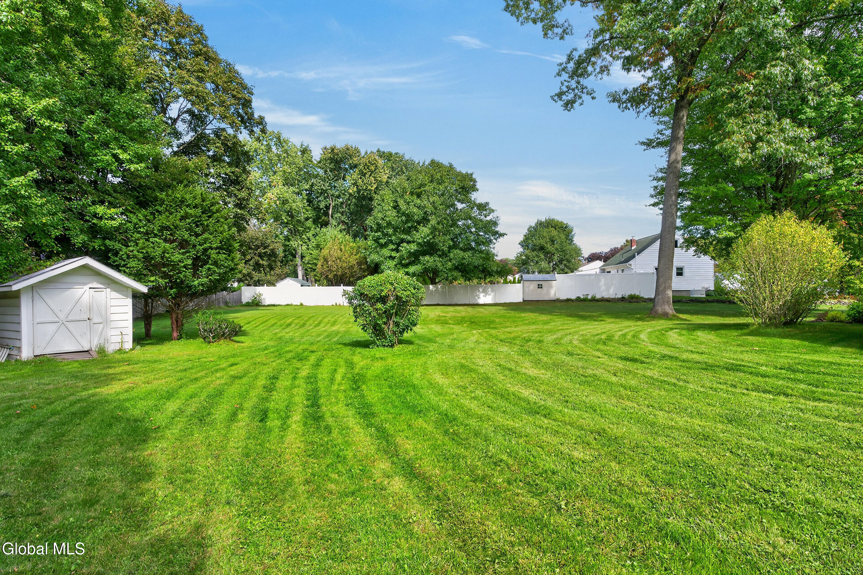 19 Stephen Road Schenectady NY 12302