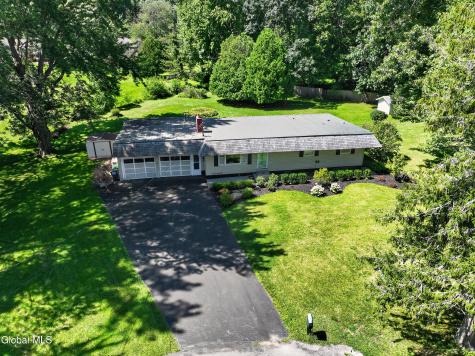 19 Stephen Road Schenectady NY 12302