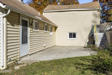 29 Crescent Terrace Cohoes NY 12047