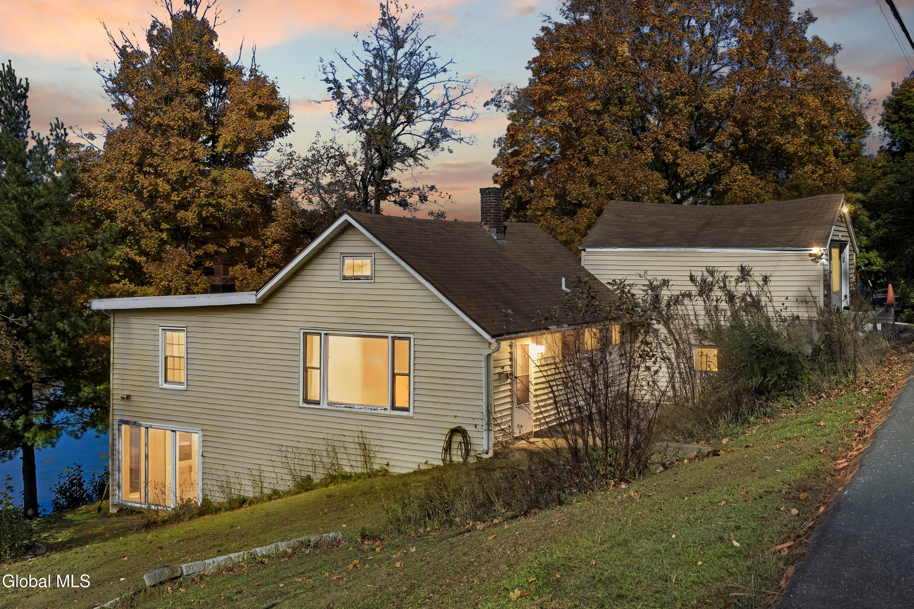 29 Crescent Terrace Cohoes NY 12047