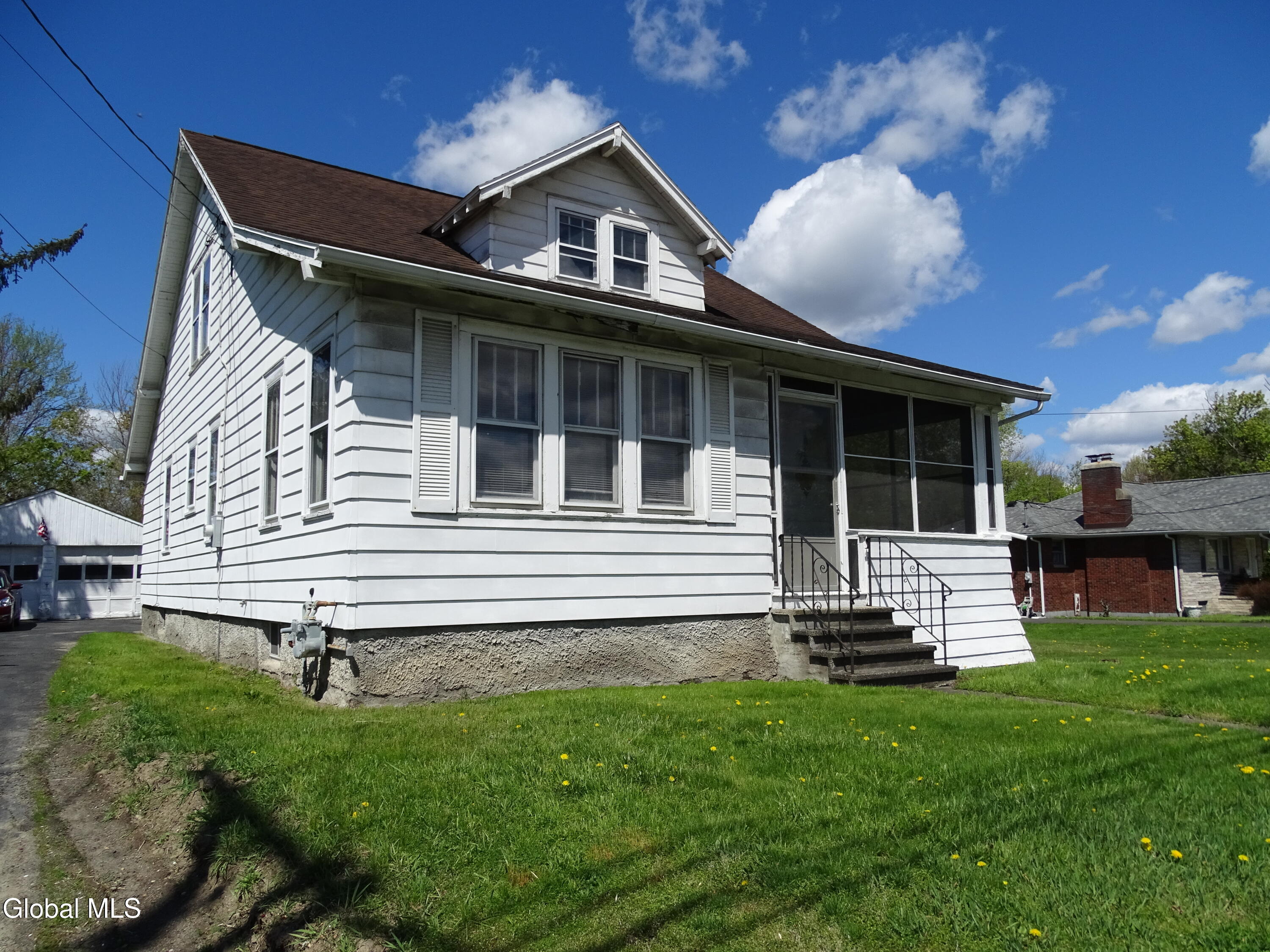 90 Cohoes Road Watervliet NY 12189