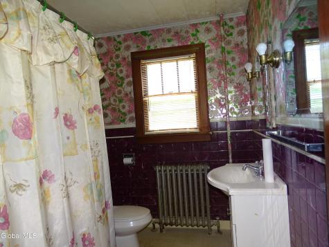 90 Cohoes Road Watervliet NY 12189