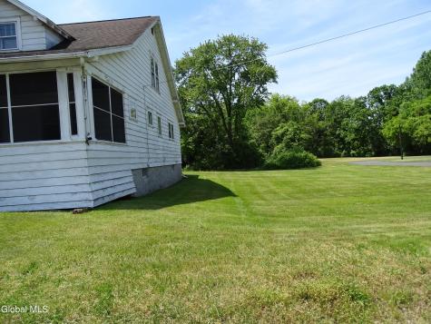 90 Cohoes Road Watervliet NY 12189