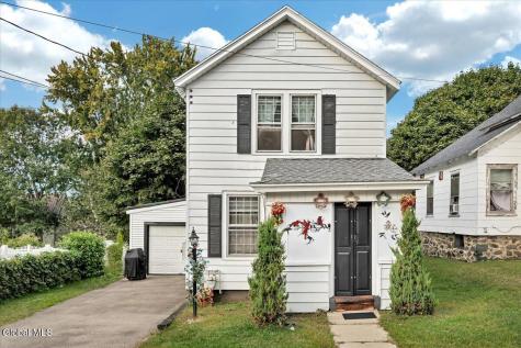 3 Hawk Street Gloversville NY 12078