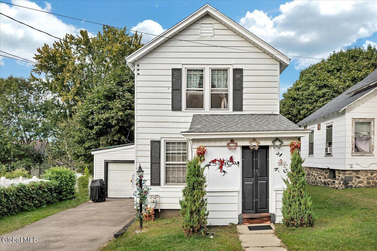 3 Hawk Street Gloversville NY 12078