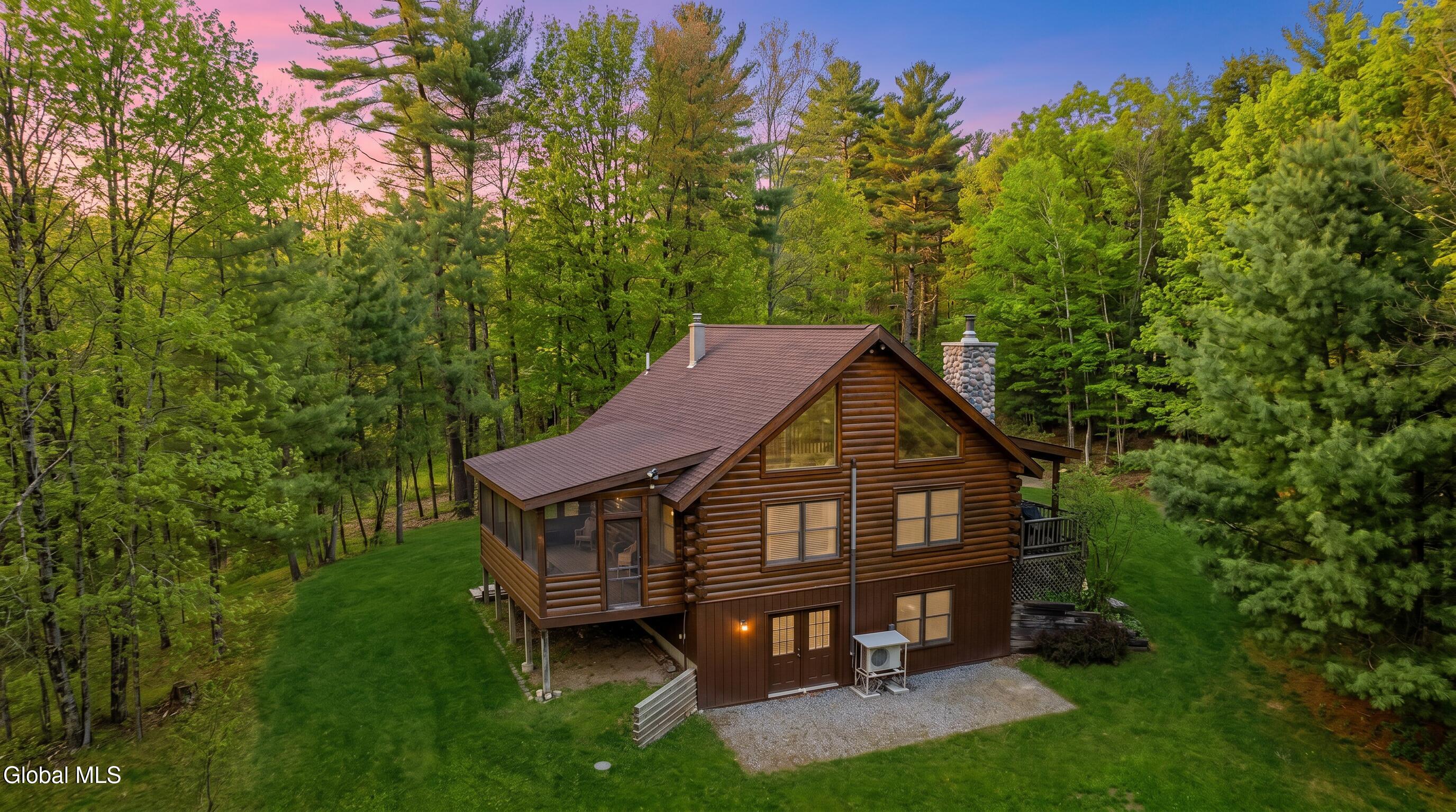 14 Young Road Middle Grove NY 12850