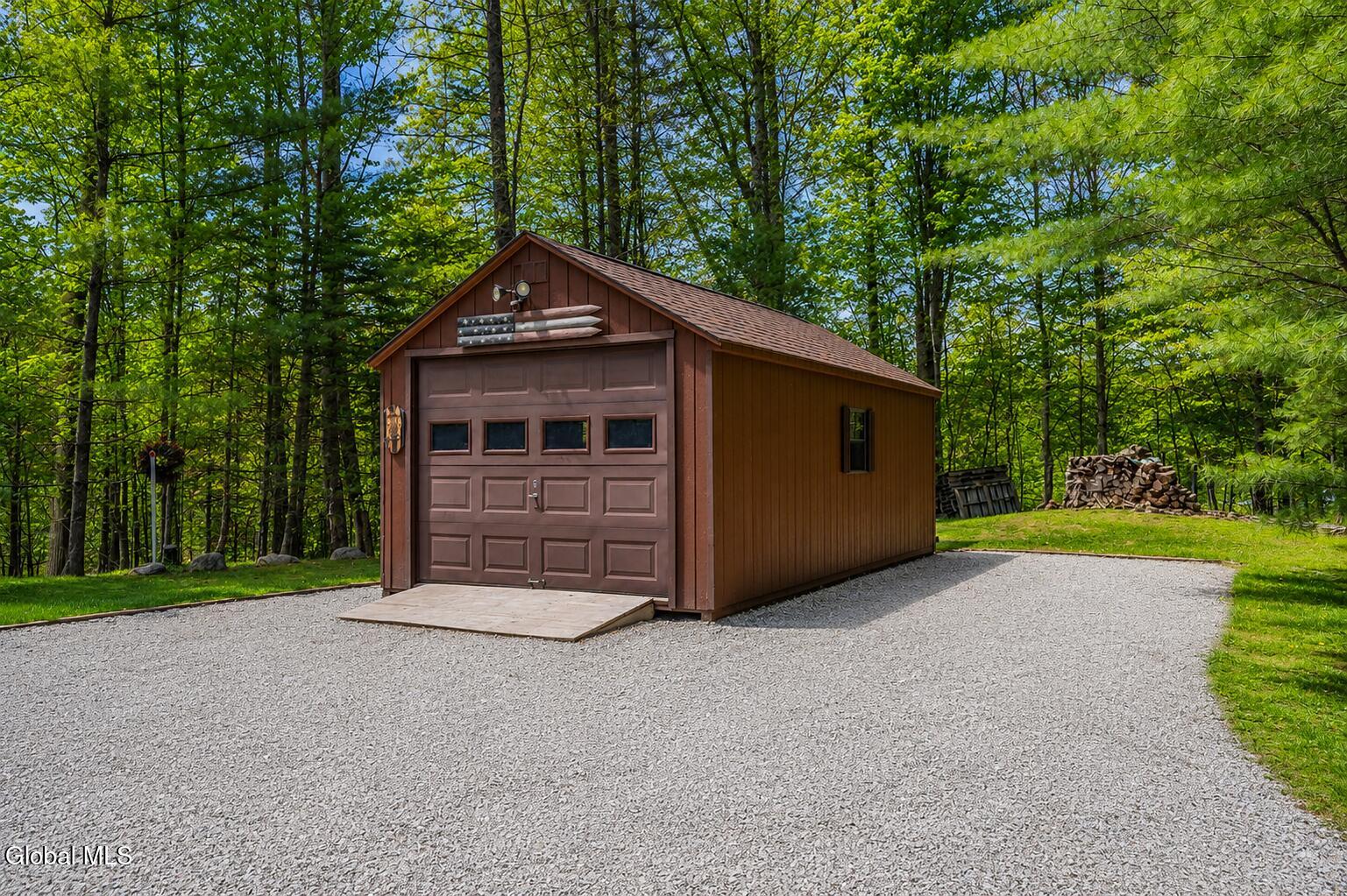 14 Young Road Middle Grove NY 12850