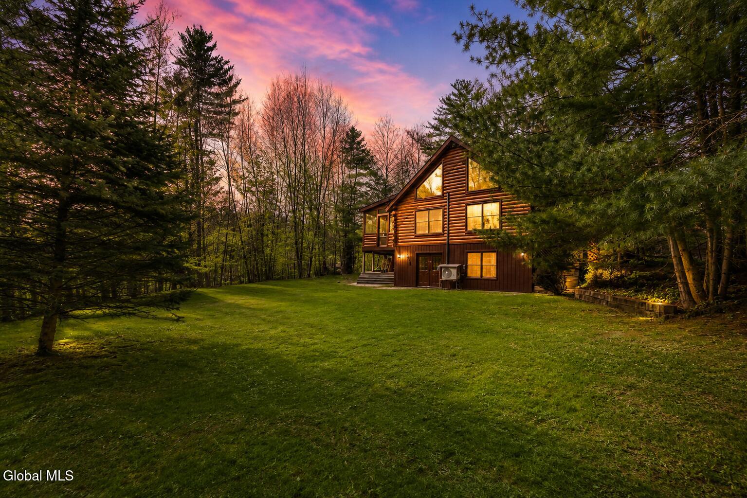 14 Young Road Middle Grove NY 12850
