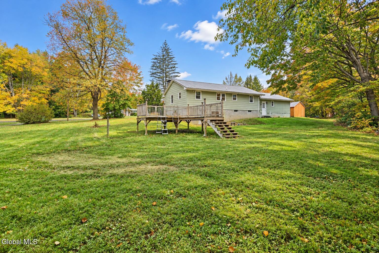 139 Blowers Road Gloversville NY 12078